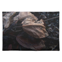 Crunchy Leaf Litter Placemat