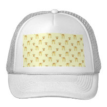 Cute Giraffe Pattern on Yellow. Mesh Hat