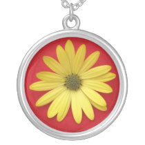 Daisy Necklace