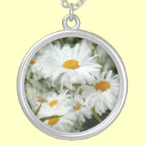 Dasies on Silver Necklace necklaces