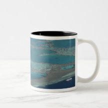 Diving platforms near reef, Great Barrier Mugs