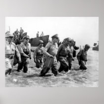 Douglas MacArthur lands at Leyte Philippine Island Posters