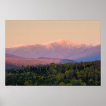 Dusk and Mount Washington in new Hampshire's