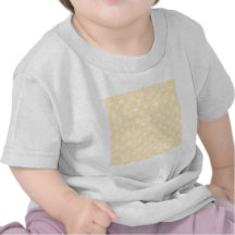 Elegant damask pattern. Light gold colour. T Shirts