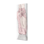 En pointe canvas prints