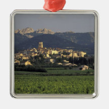 Europe, France, Provence, Vaucluse, SSablet, Christmas Ornaments