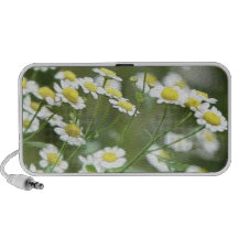 Feverfew Blossoms Mini Speakers