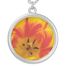 Fiery Tulip Floral Necklace