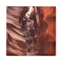 Flashflood-eroded sandstone formations of magnets