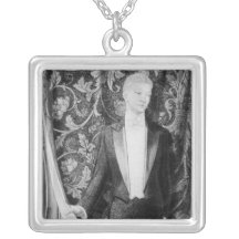 Frontispiece to 'The Picture of Dorian Grey' Necklaces