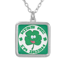 FUNNY GREEN KISS ME I'M IRISH CLOVER CARTOON SAYIN PENDANTS