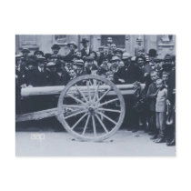 Germans surrounding a cannon postcards
