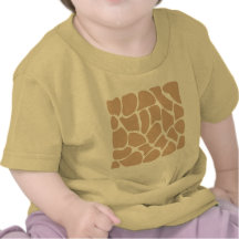 Giraffe Print Pattern in Beige. Tee Shirt
