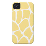 Giraffe Print Pattern in Yellow. Case-mate Iphone 4 Cases