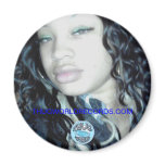 green eyes magnet seductive