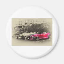 HDR Prowlers Black White Red Showing Magnet