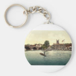 Henley on Thames, Red Lion Hotel, London and subur Keychain