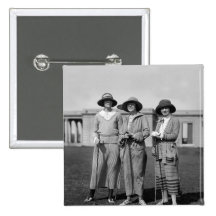 Hitting the Links in Style: 1923 Buttons