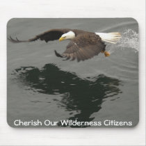 Hunting Bald Eagle Mousepad