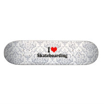 I love Skateboarding