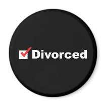 I'm Divorced And Available Magnet