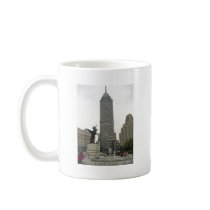 La Torre Latinoamericana desde Bellas Artes Mug