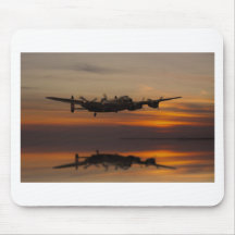 lancaster Bomber the home stretch Mousepads
