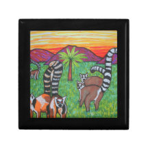 Lemurs in the grass trinket box