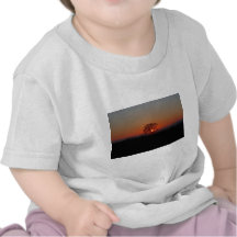 LIMITLESS HORIZONS....... T SHIRT