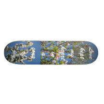 Love kept my heart in a song of joy Skateboard