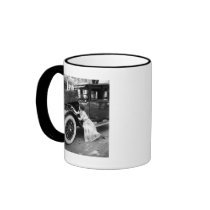 Loving My Old Car, 1920s Mug