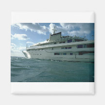 Luxury yacht refrigerator magnet