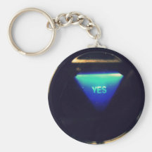Magic 8 Ball Keychain