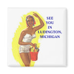 Magnet ~ RETRO Stylish Swimsuit Lady At The Beach