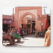marrakesh medina door mouse mat