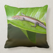 Metallic Cool Skink Niveoscincus Metallicus Pillow