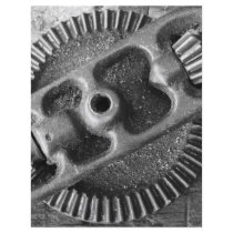 Metallic tool flyer