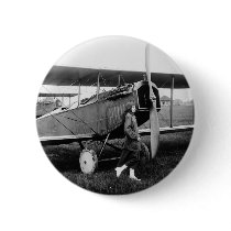 Miss Katherine Stinson and her Curtiss aeroplane