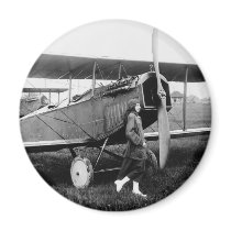 Miss Katherine Stinson and her Curtiss aeroplane