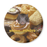 Mmmm...DONUTS ! Magnet