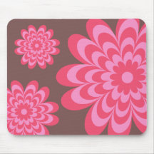 Modern Groovy Daisies Mousepad