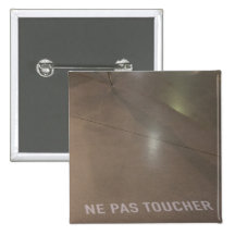 Ne pas toucher ! buttons