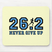 Never give up marathon mousepad