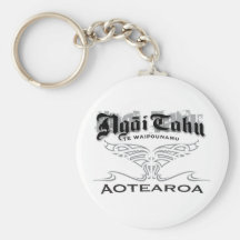 NGAI TAHU WHALE TAIL KEY CHAIN