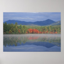North America, US, NH, Fall reflections in