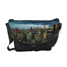 NYC Skyline: Scary massive derecho storm cloud Commuter Bags