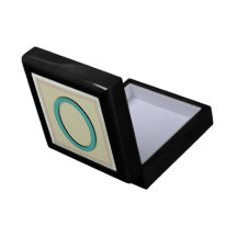 O MONOGRAM LETTER KEEPSAKE BOXES
