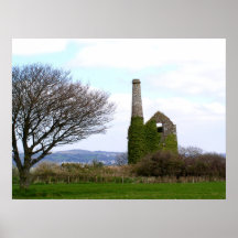 Old tin mine ruins in Cornwall Print