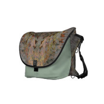 Peach Maeleon Commuter Bag