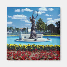Pink Exhibition Place statue, Toronto, Ontario flo Magnets